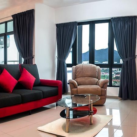Lazy Traveler'S Suite By D Imperio Homestay George Town Exterior foto
